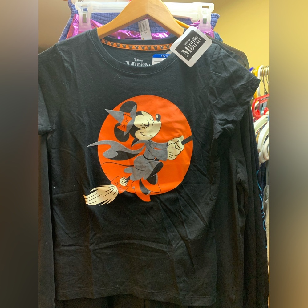Disney Minnie Mouse Black Halloween Tee. NWT! Size 10/12